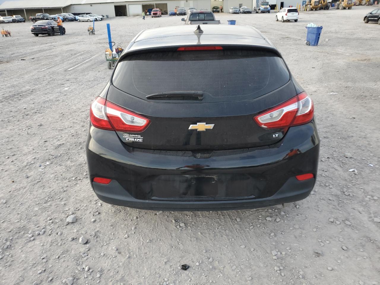 2017 Chevrolet Cruze - Image 6