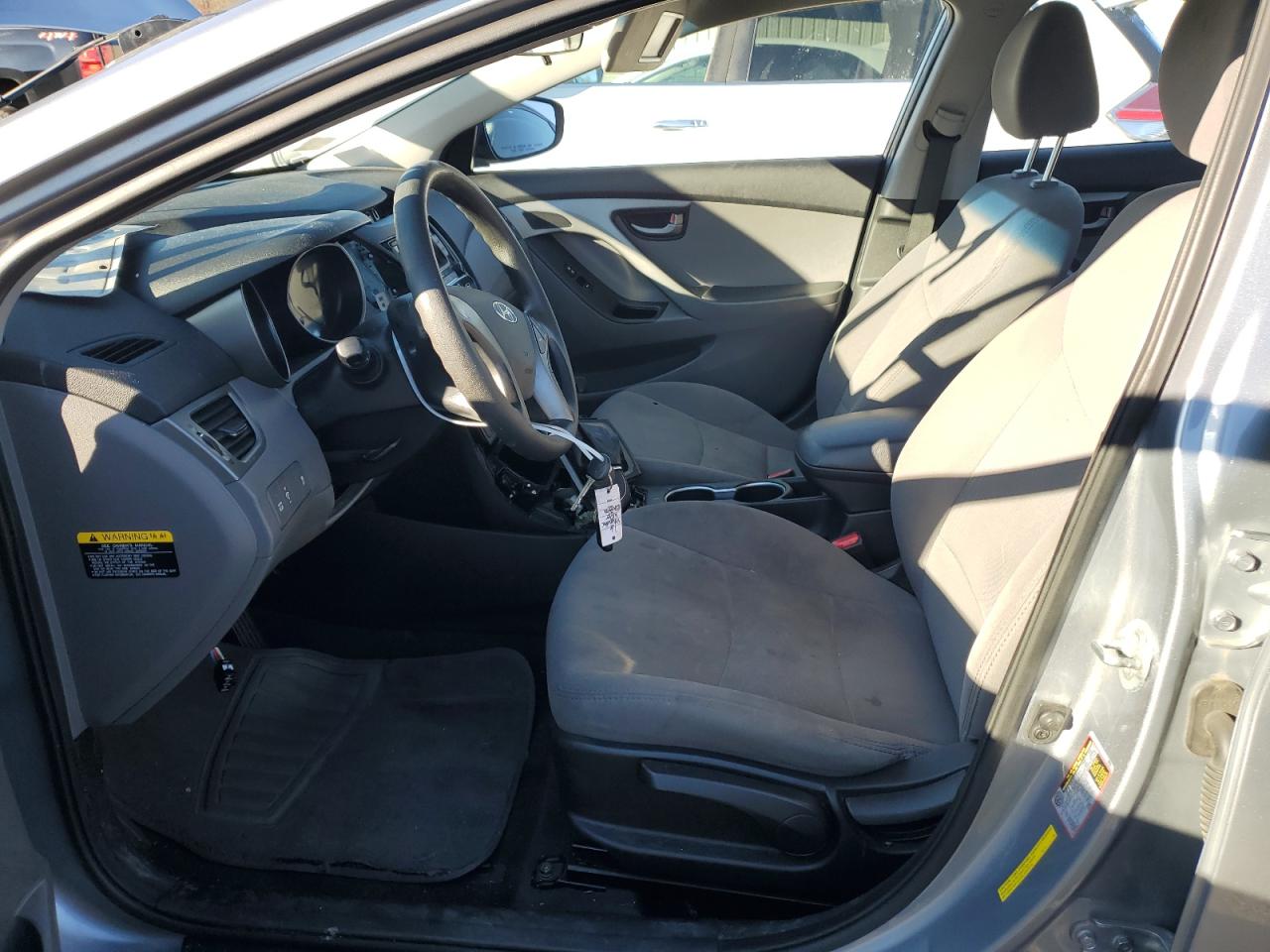 2016 Hyundai Elantra - Image 7