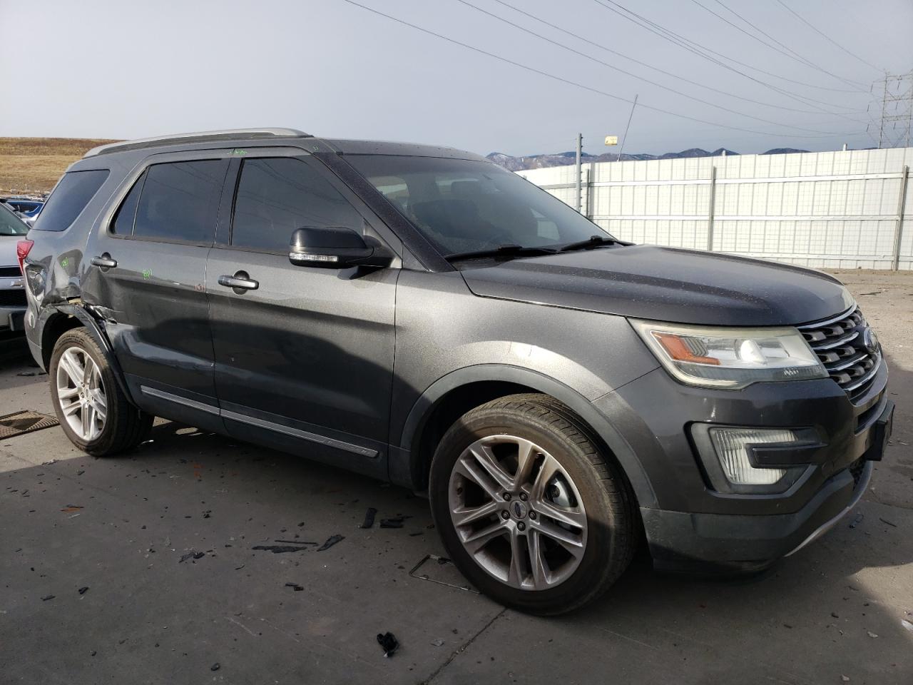 VIN 1FM5K8D8XGGC00542 2016 FORD EXPLORER no.4