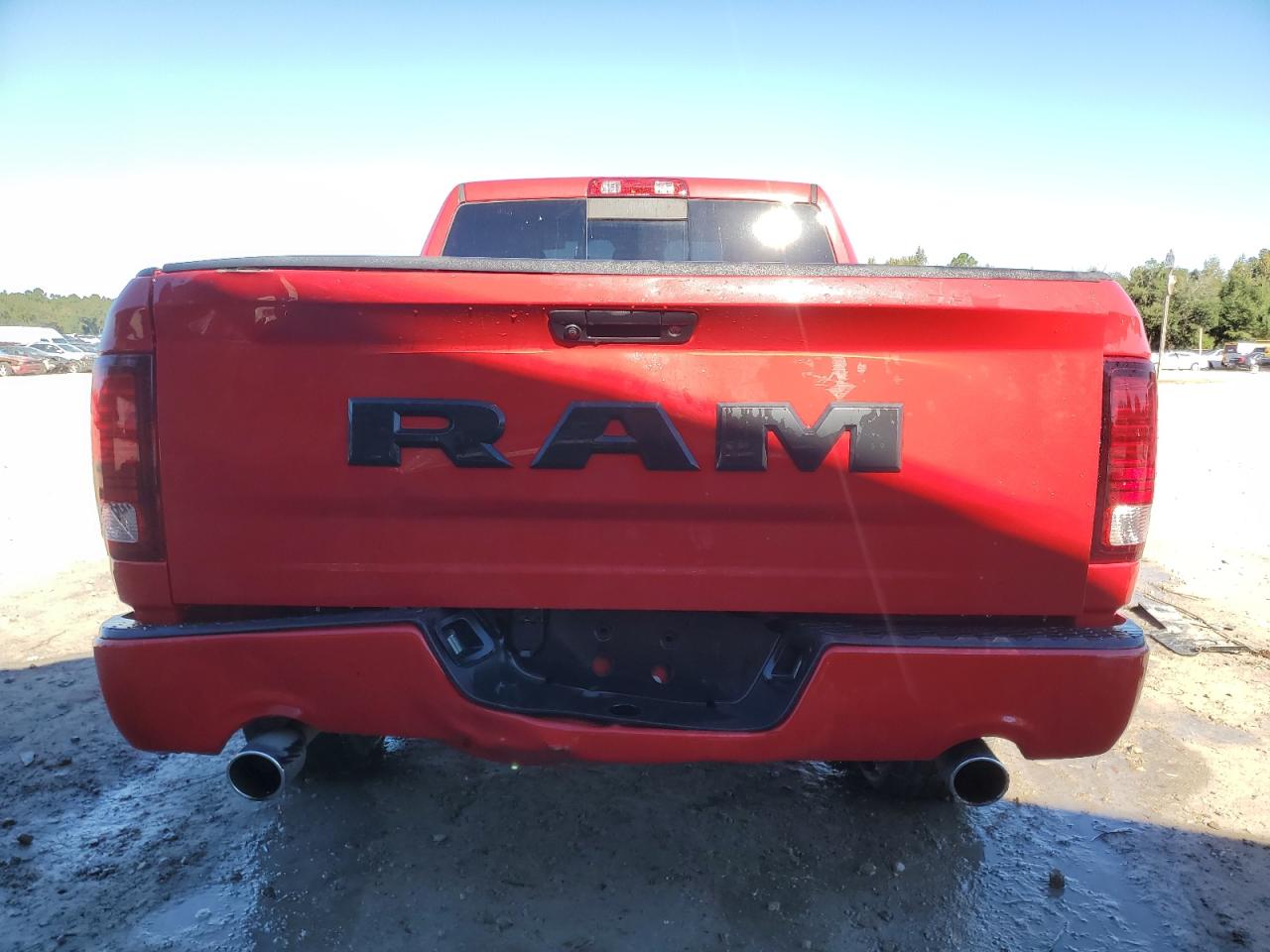 2017 RAM 1500 - Image 6