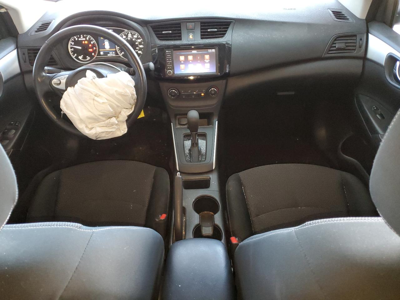 2019 Nissan Sentra - Image 8