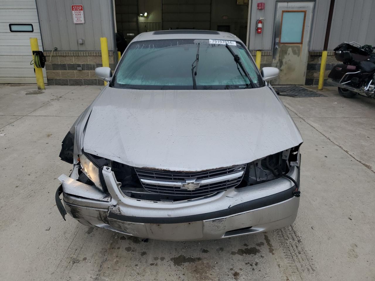 2005 Chevrolet Impala - Image 5