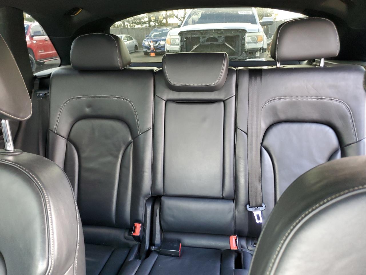 2014 Audi SQ5 - Image 10