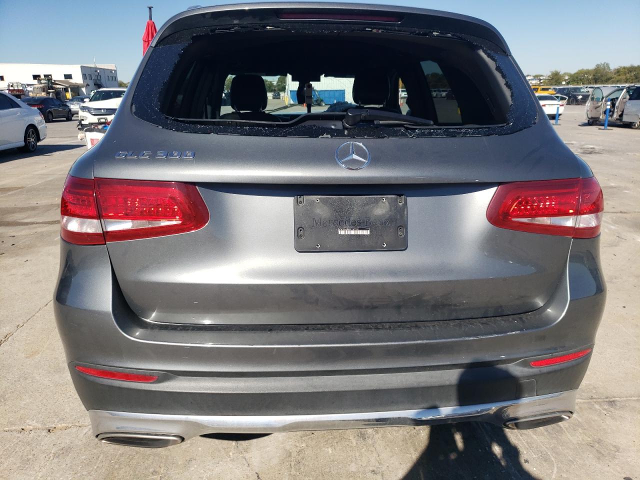 2017 Mercedes-Benz GLC - Image 6