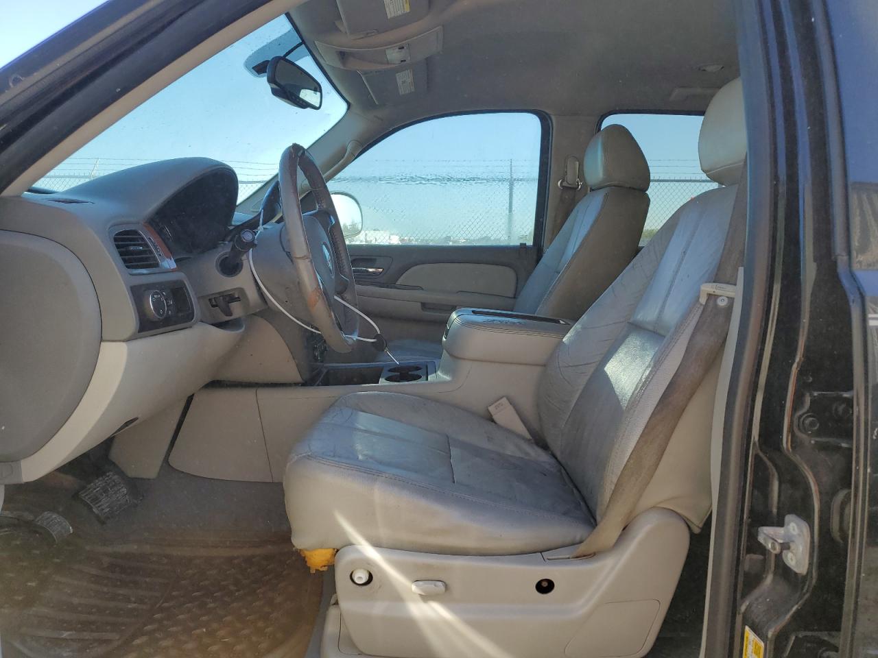 2008 GMC Yukon VIN: 1GKFC13058R120522 Lot: 80121984