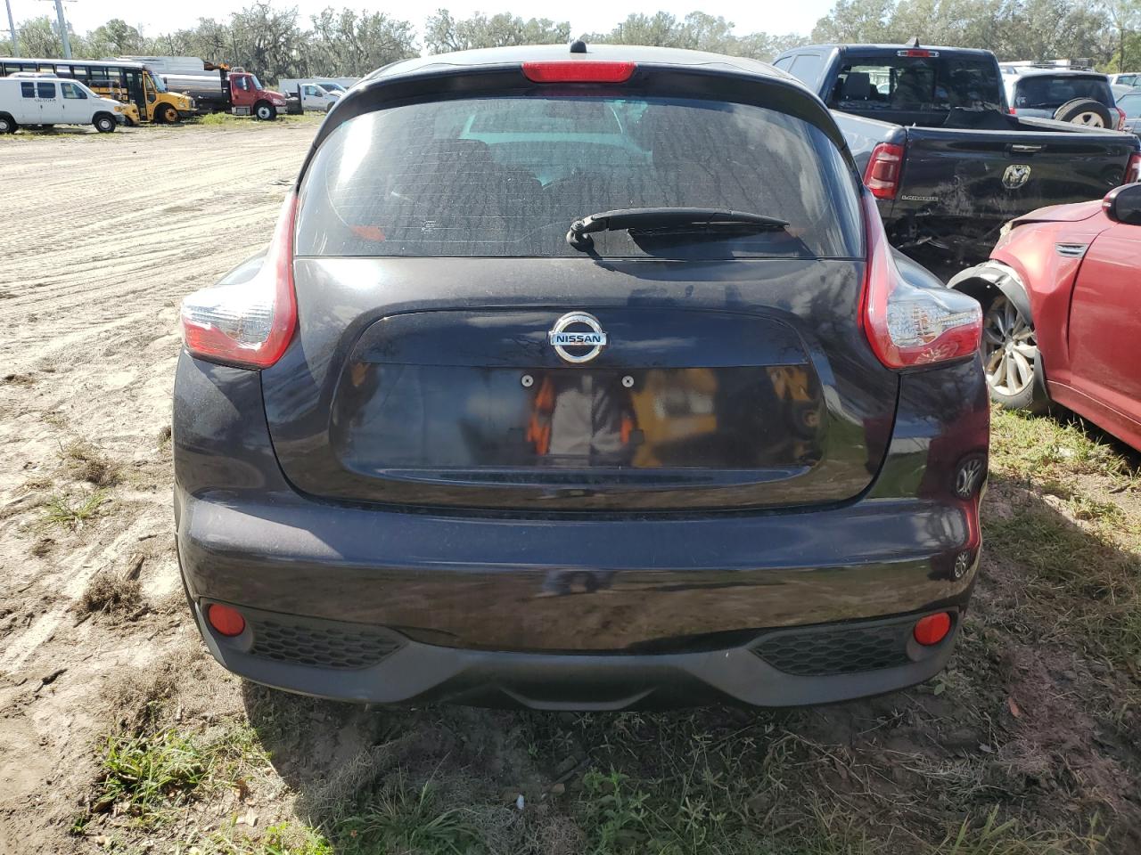 2015 Nissan Juke S VIN: JN8AF5MR1FT505436 Lot: 80802414