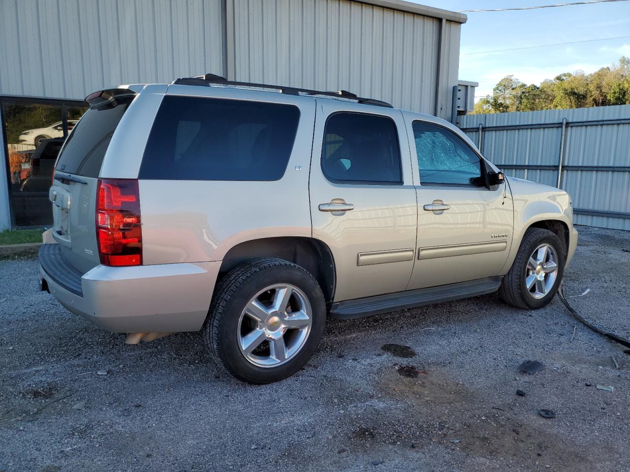 2014 Chevrolet Tahoe C1500 Lt VIN: 1GNSCBE07ER103608 Lot: 80625614