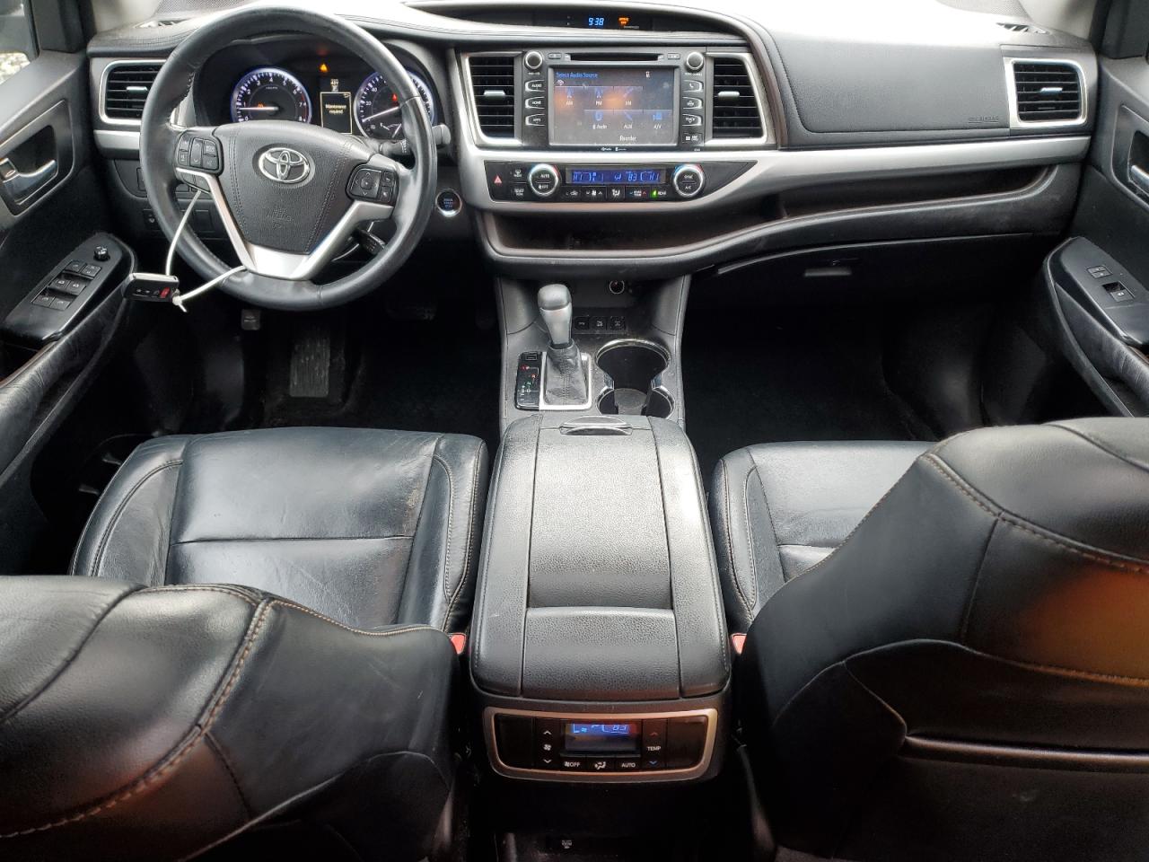 2015 Toyota Highlander - Image 8