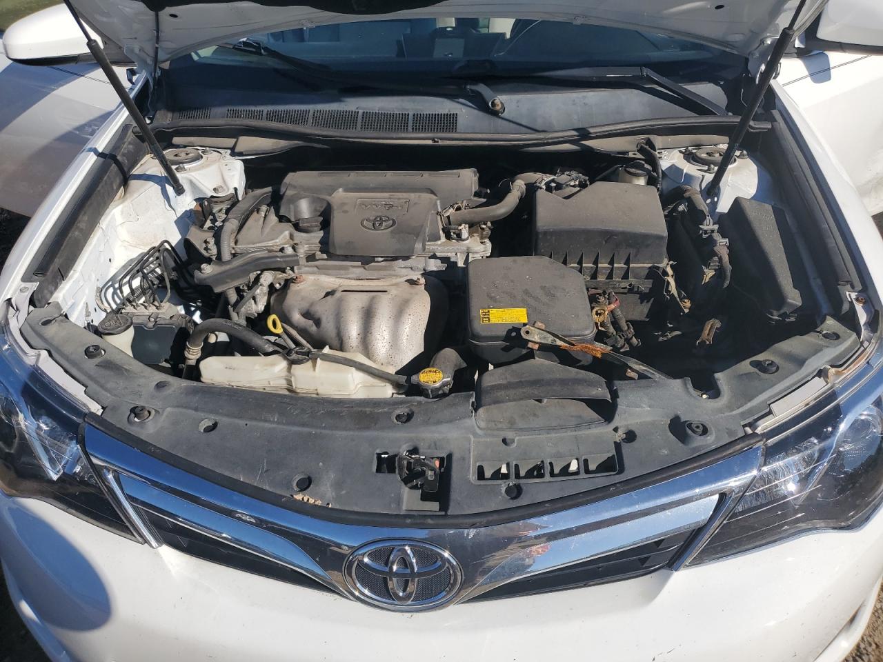 2012 Toyota Camry - Image 13