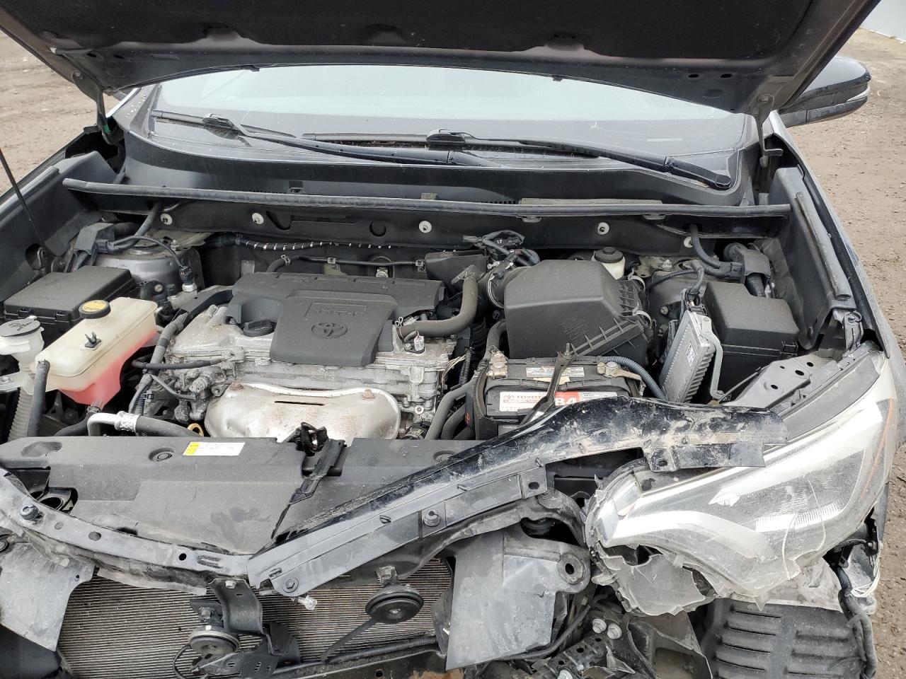 2016 Toyota RAV 4 - Image 12