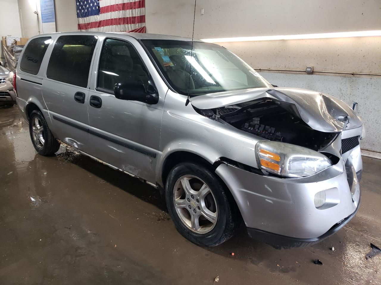 2008 Chevrolet Uplander - Image 4