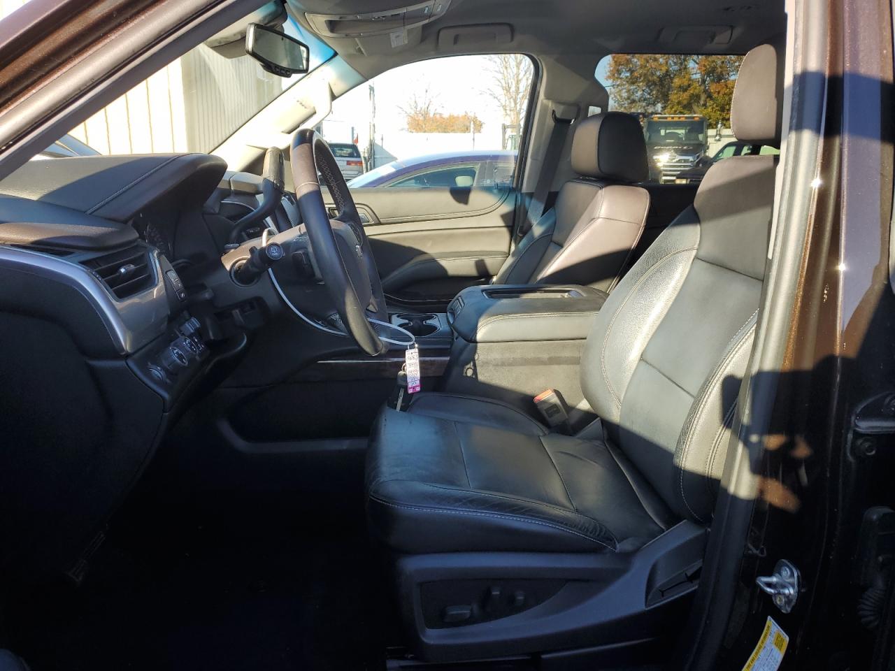 2018 Chevrolet Suburban - Image 7