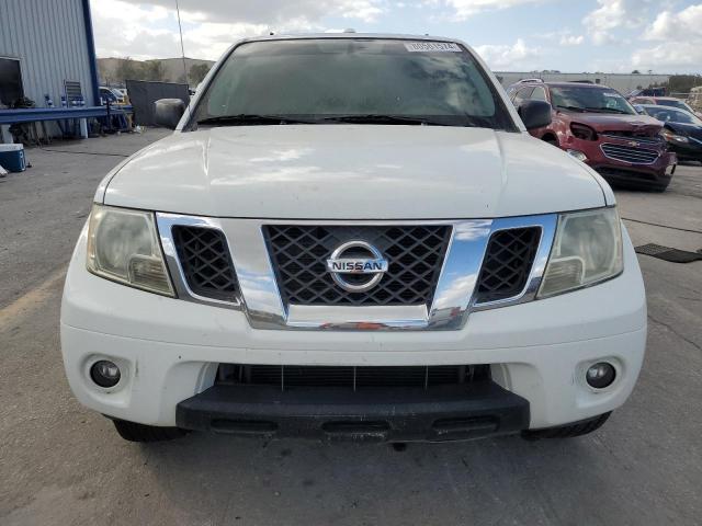  NISSAN FRONTIER 2015 Білий