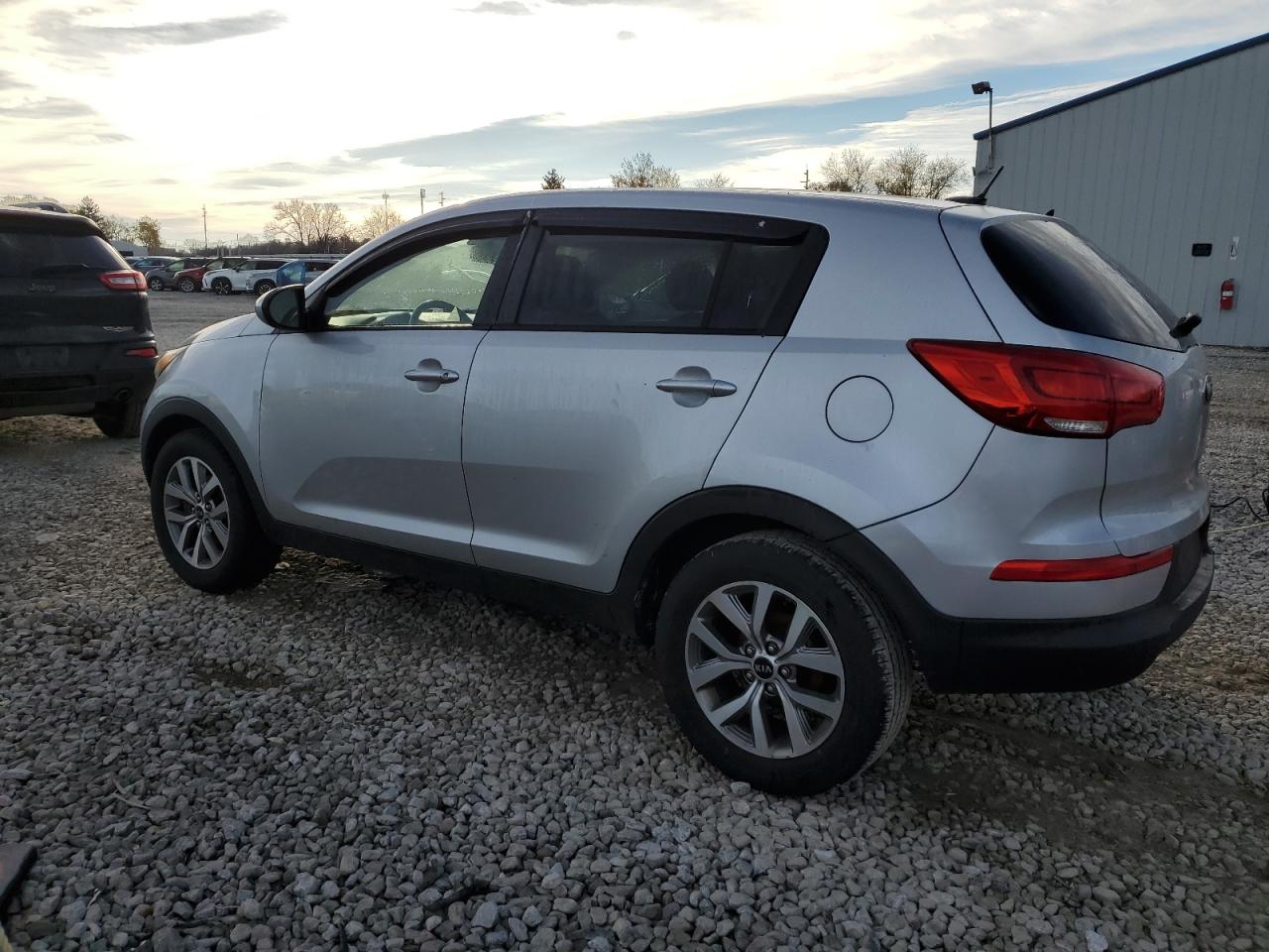 2016 Kia Sportage - Image 2