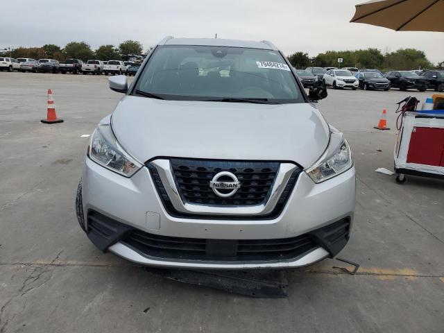 3N1CP5CV5LL484299 Nissan Kicks SV 5