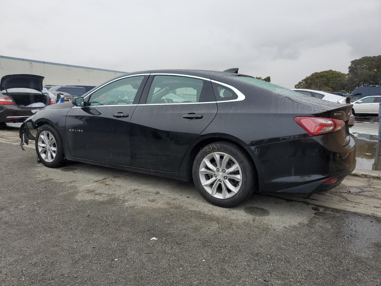 2020 Chevrolet Malibu - Image 2