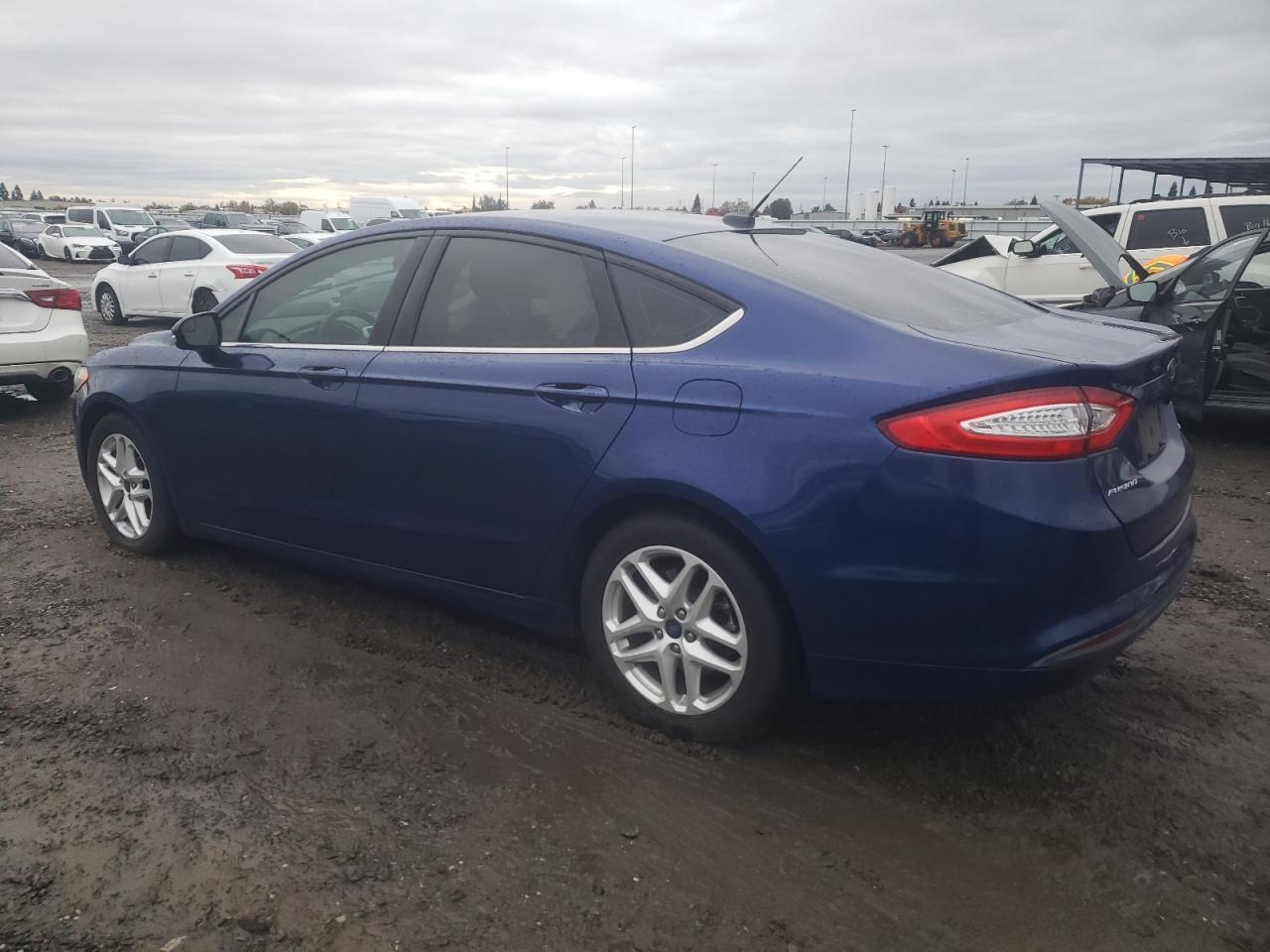 VIN 3FA6P0H74GR357382 2016 FORD FUSION no.2