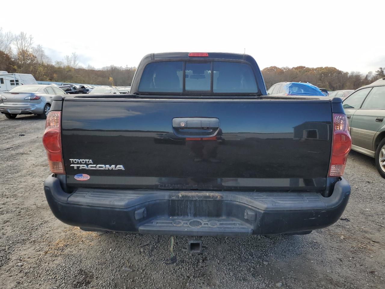 2015 Toyota Tacoma - Image 6