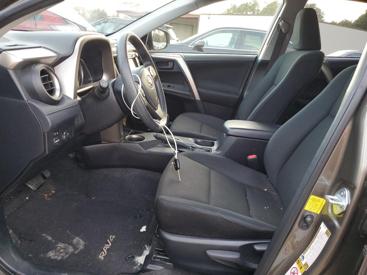 2015 Toyota RAV 4 - Image 7