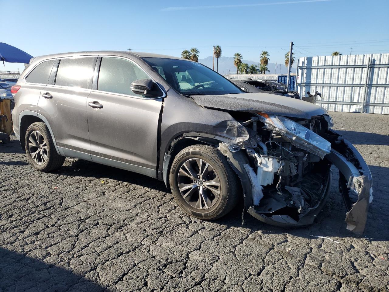 2019 Toyota Highlander - Image 4