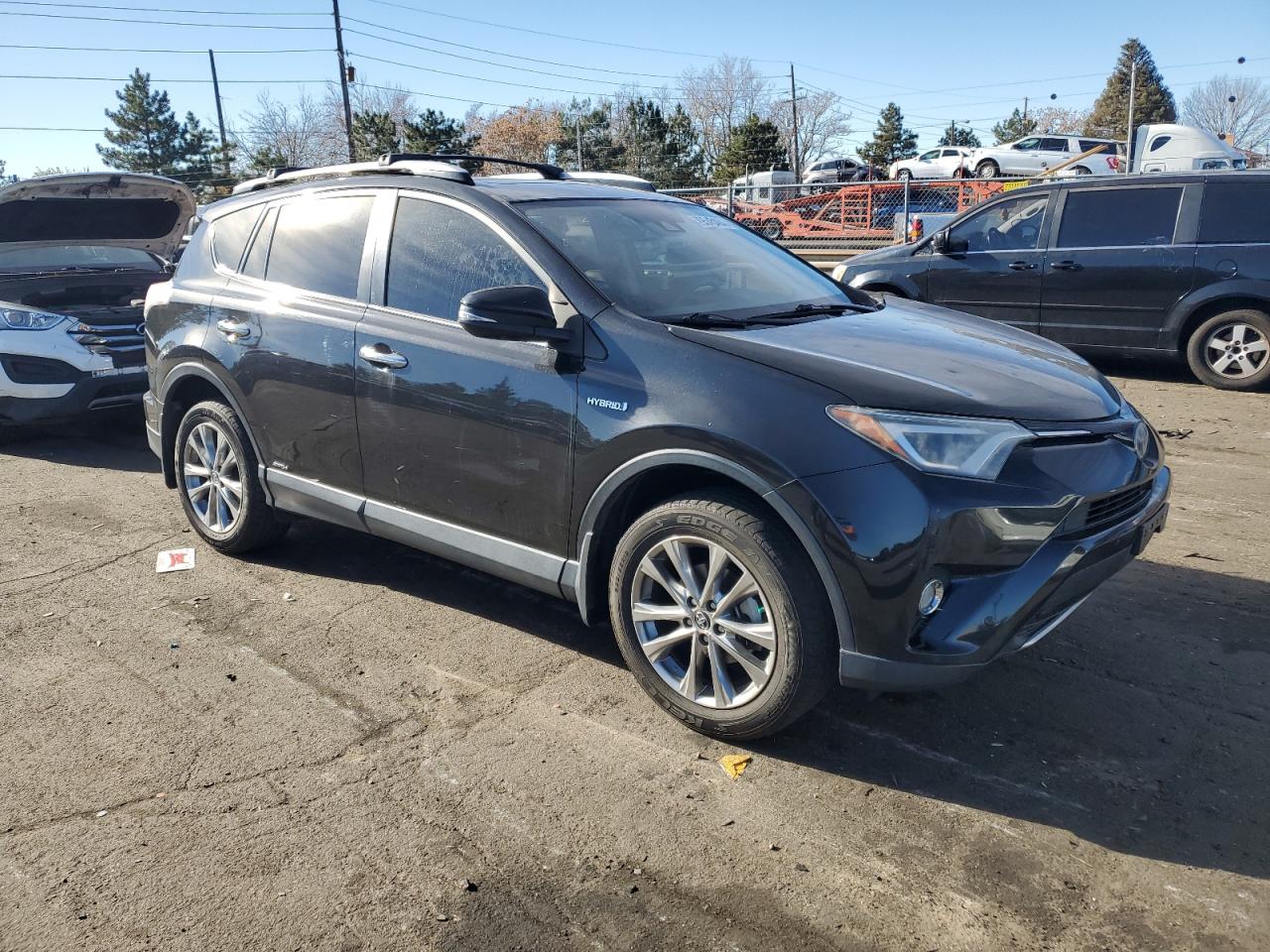 VIN JTMDJREV5GD015894 2016 TOYOTA RAV4 no.4