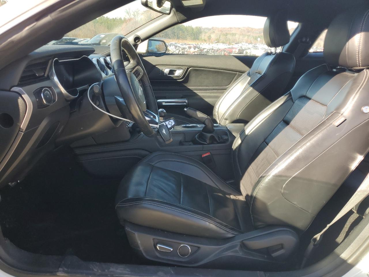 2019 Ford Mustang - Image 7