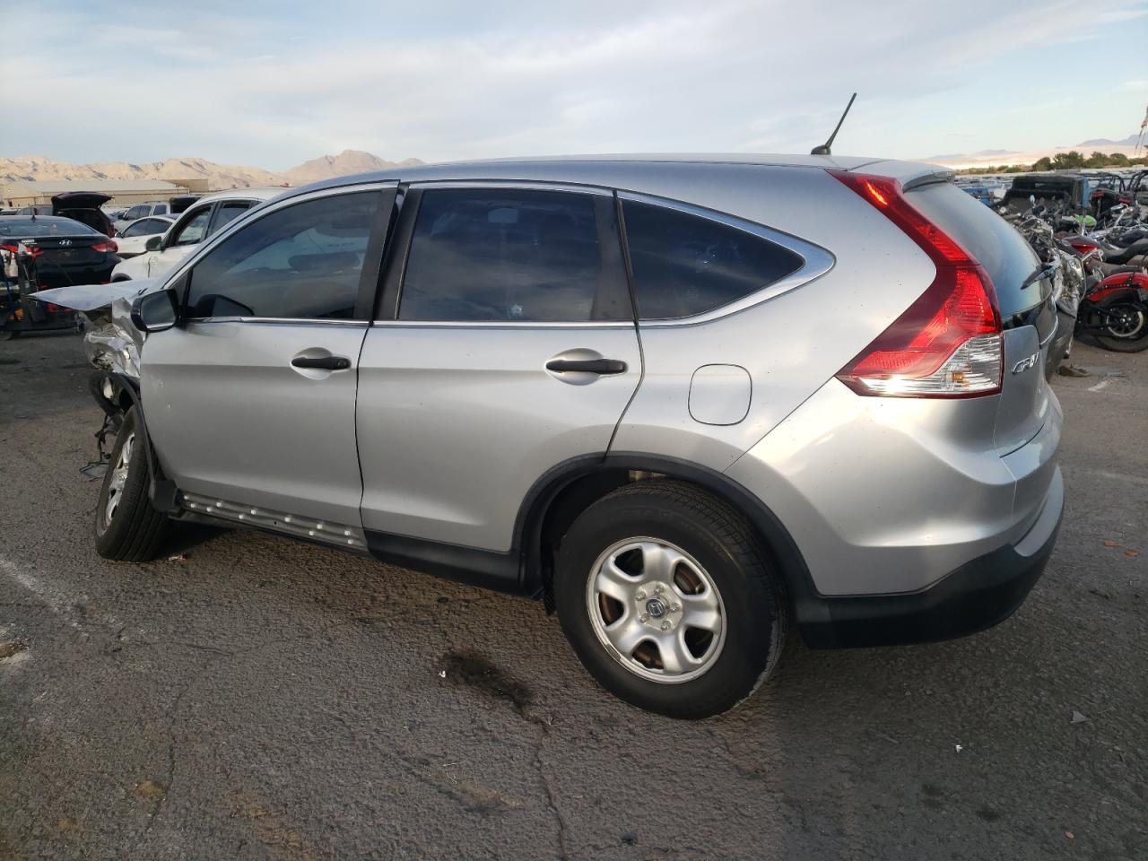 2014 Honda CR-V - Image 2