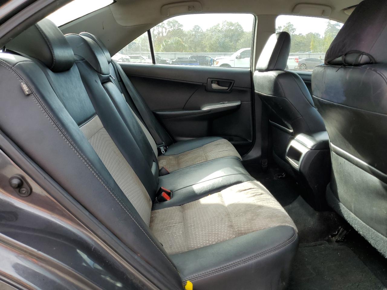 2014 Toyota Camry - Image 10