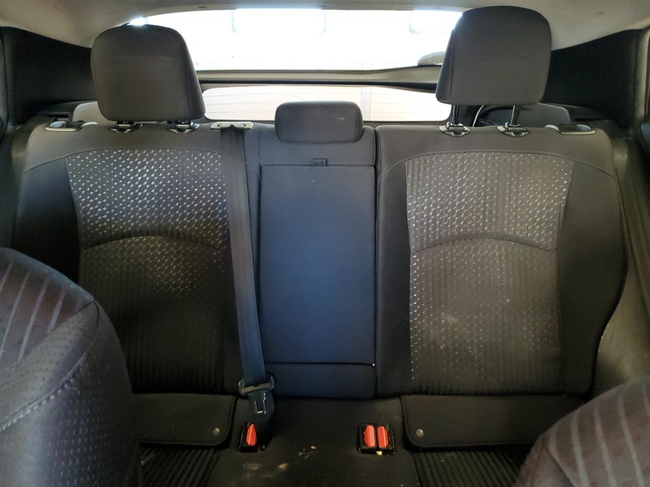 2017 Toyota Prius - Image 10