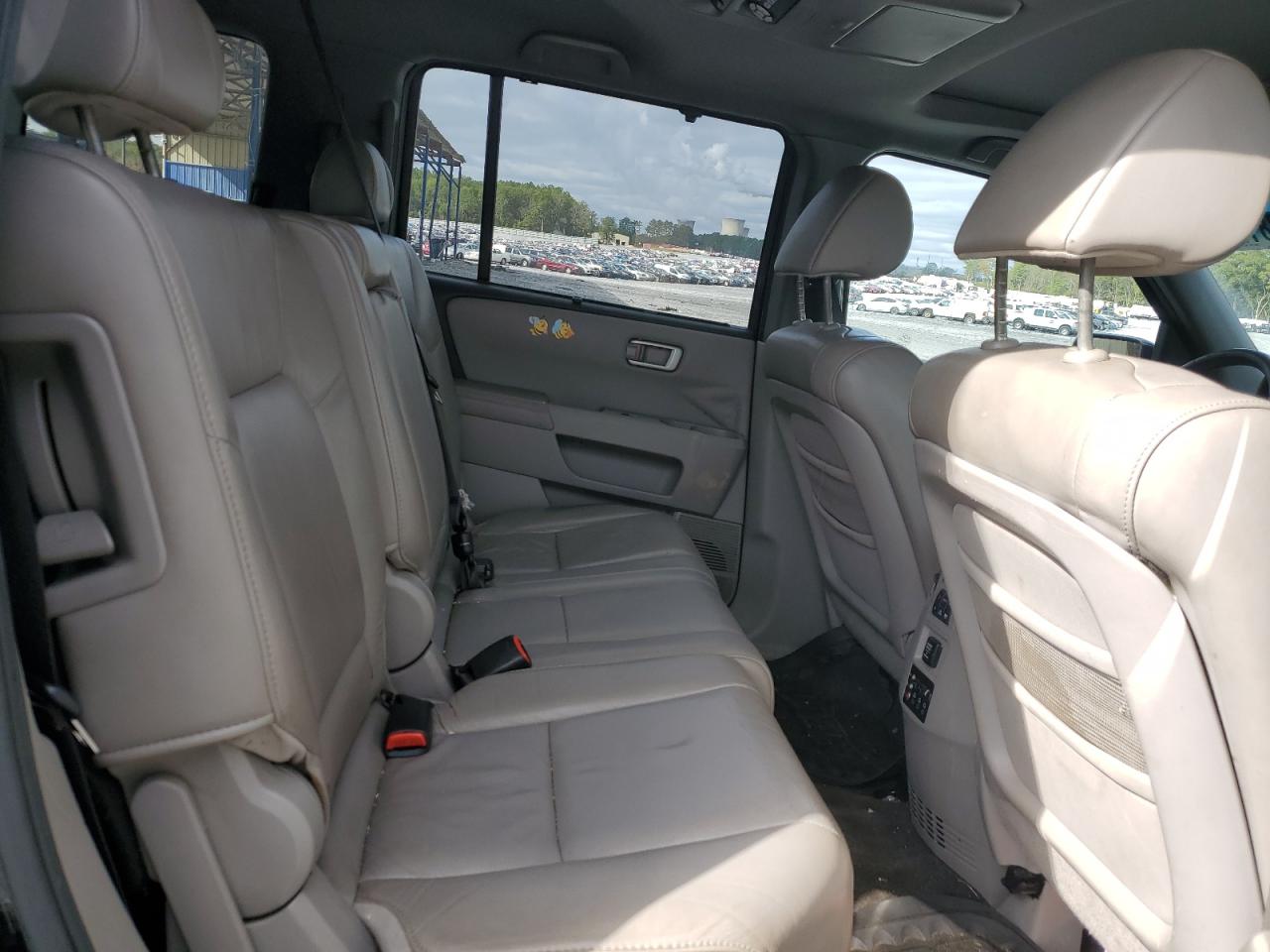 2011 Honda Pilot - Image 11