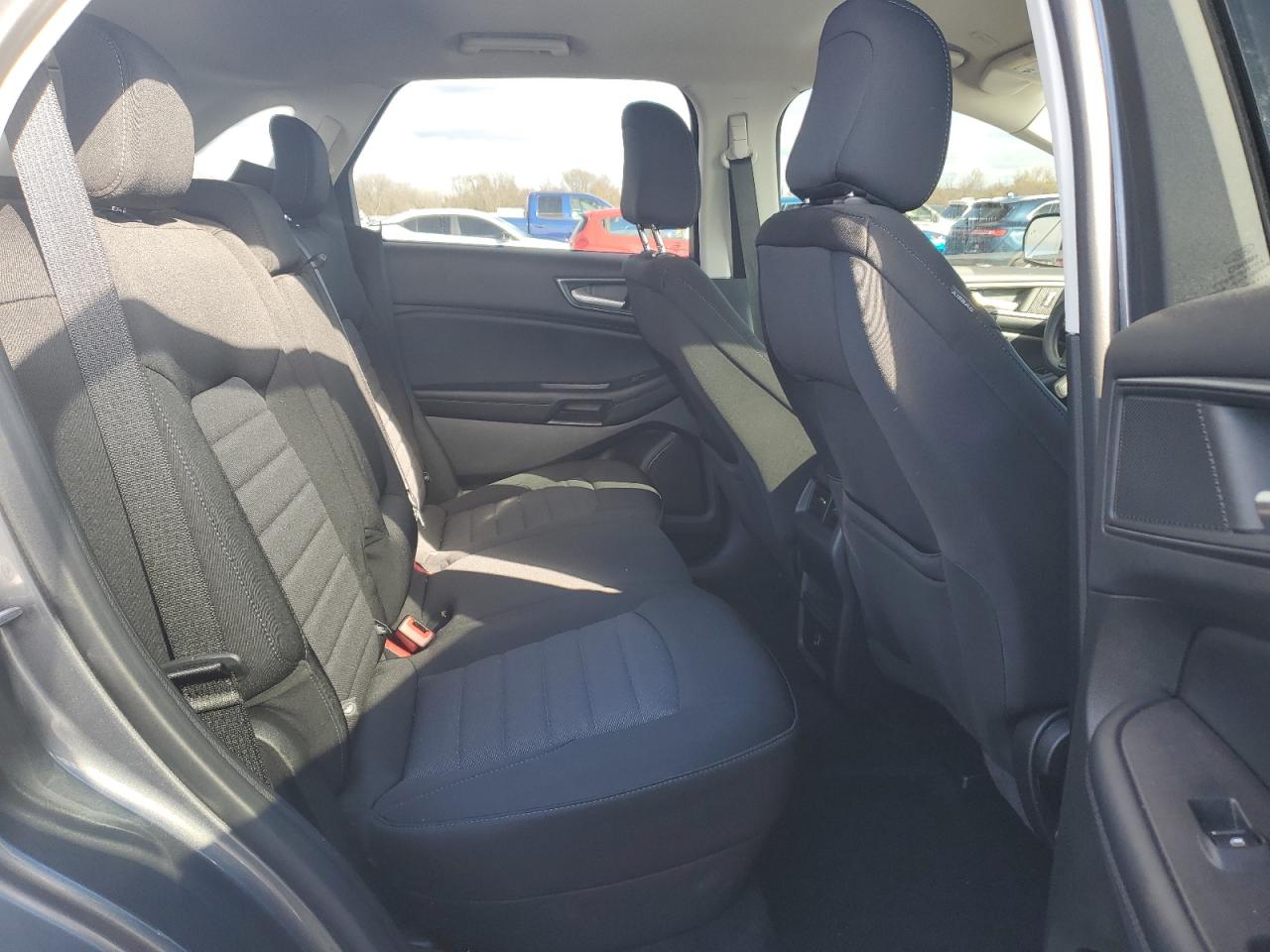 2022 Ford Edge - Image 10