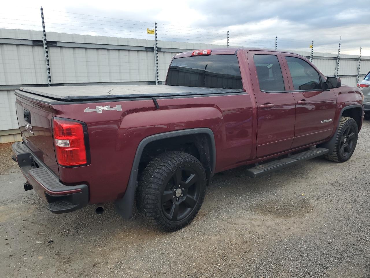 2015 GMC Sierra - Image 3