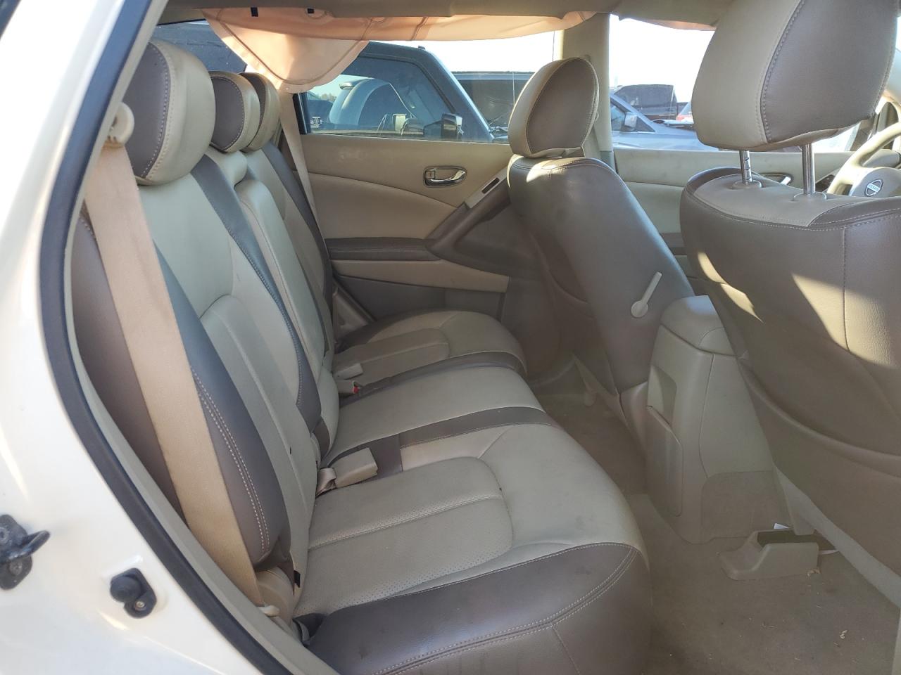 2010 Nissan Murano - Image 11