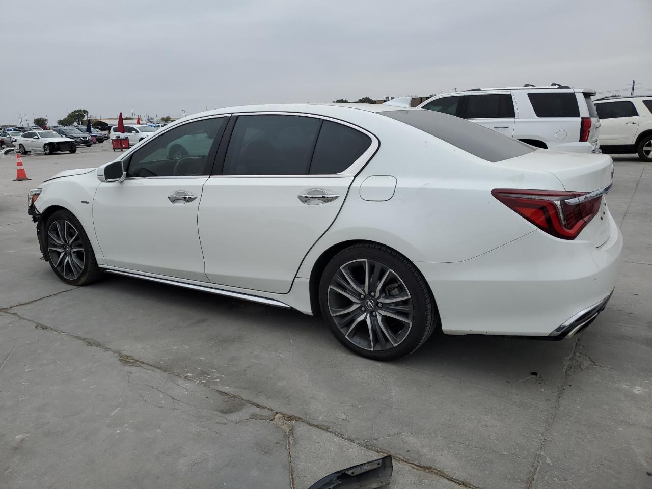 2018 Acura RLX - Image 2