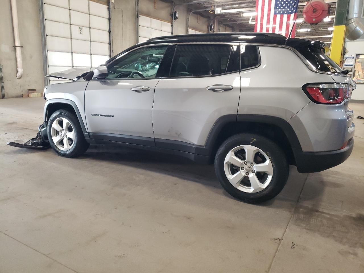 2019 Jeep Compass - Image 2