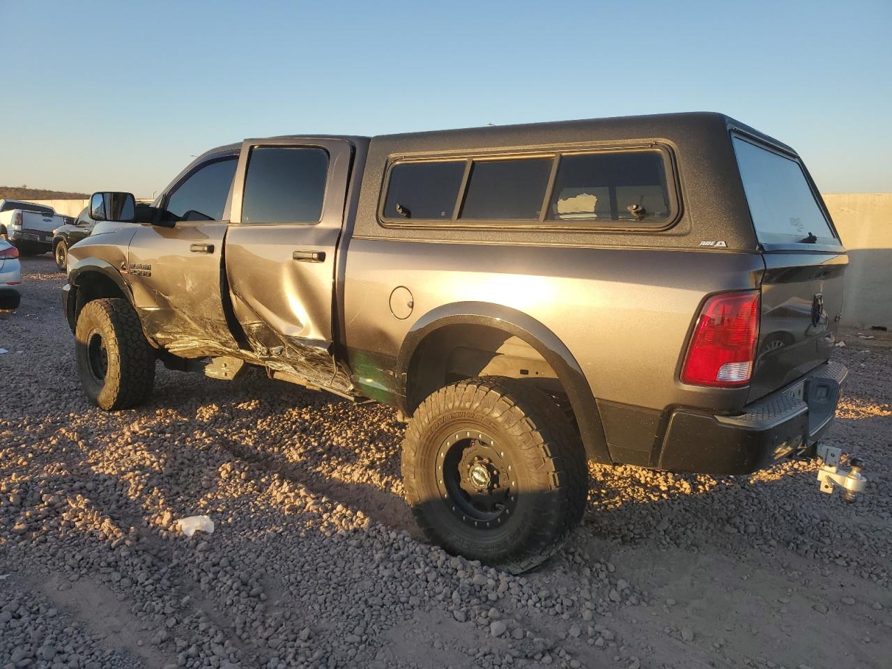 2016 RAM 2500 - Image 2