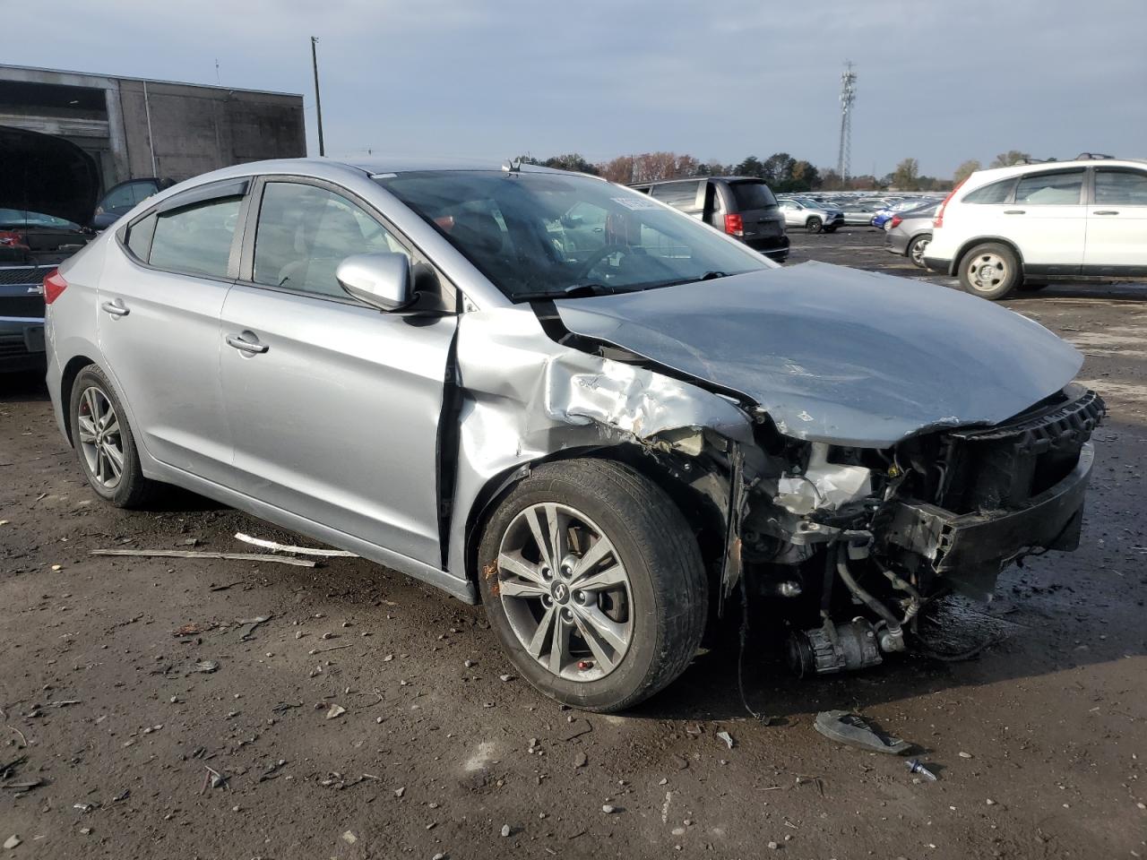 2017 Hyundai Elantra - Image 4