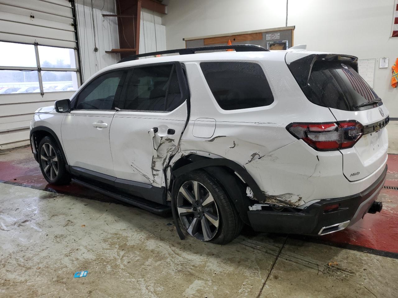 2024 Honda Pilot - Image 2