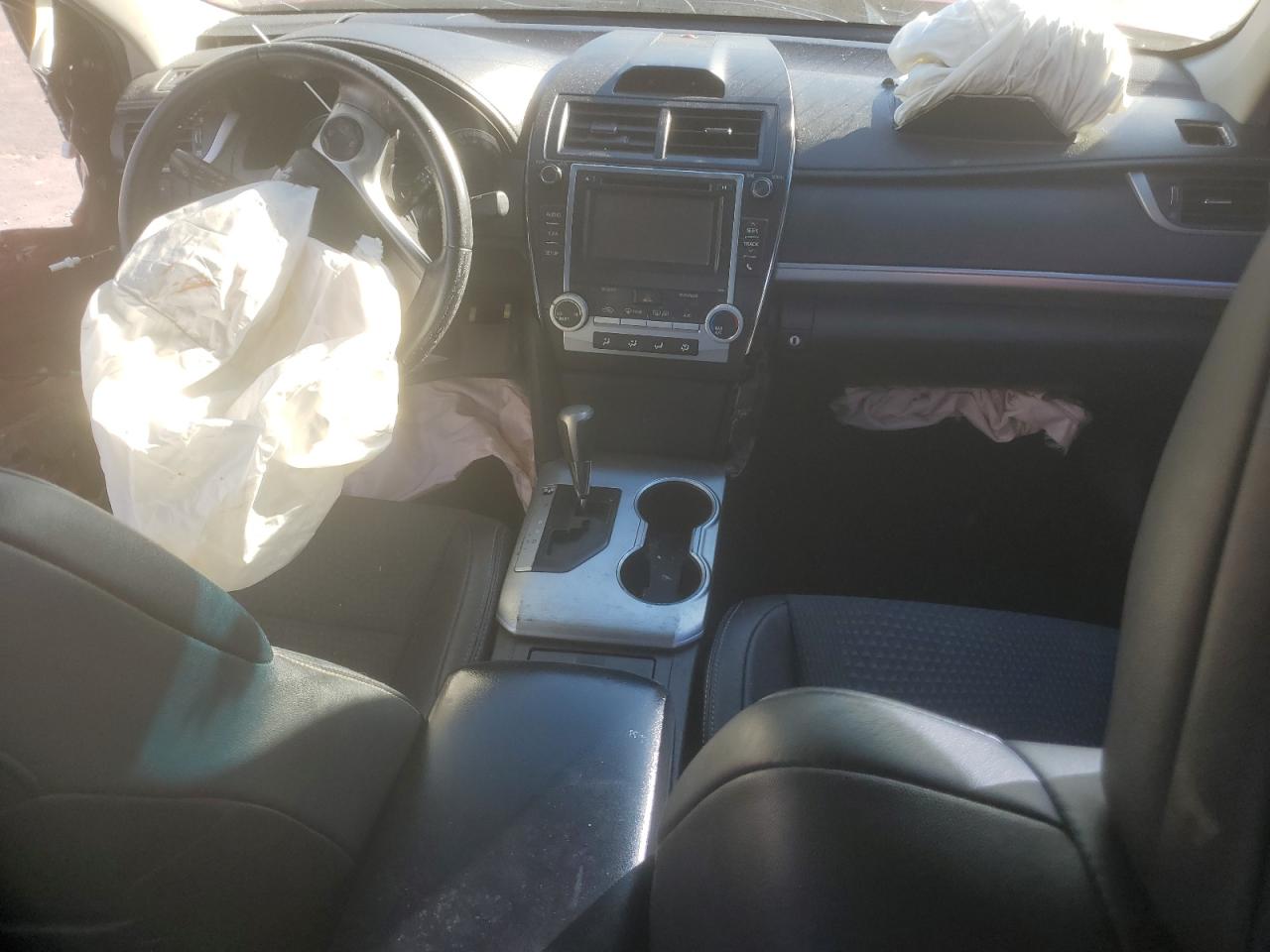 2014 Toyota Camry - Image 8