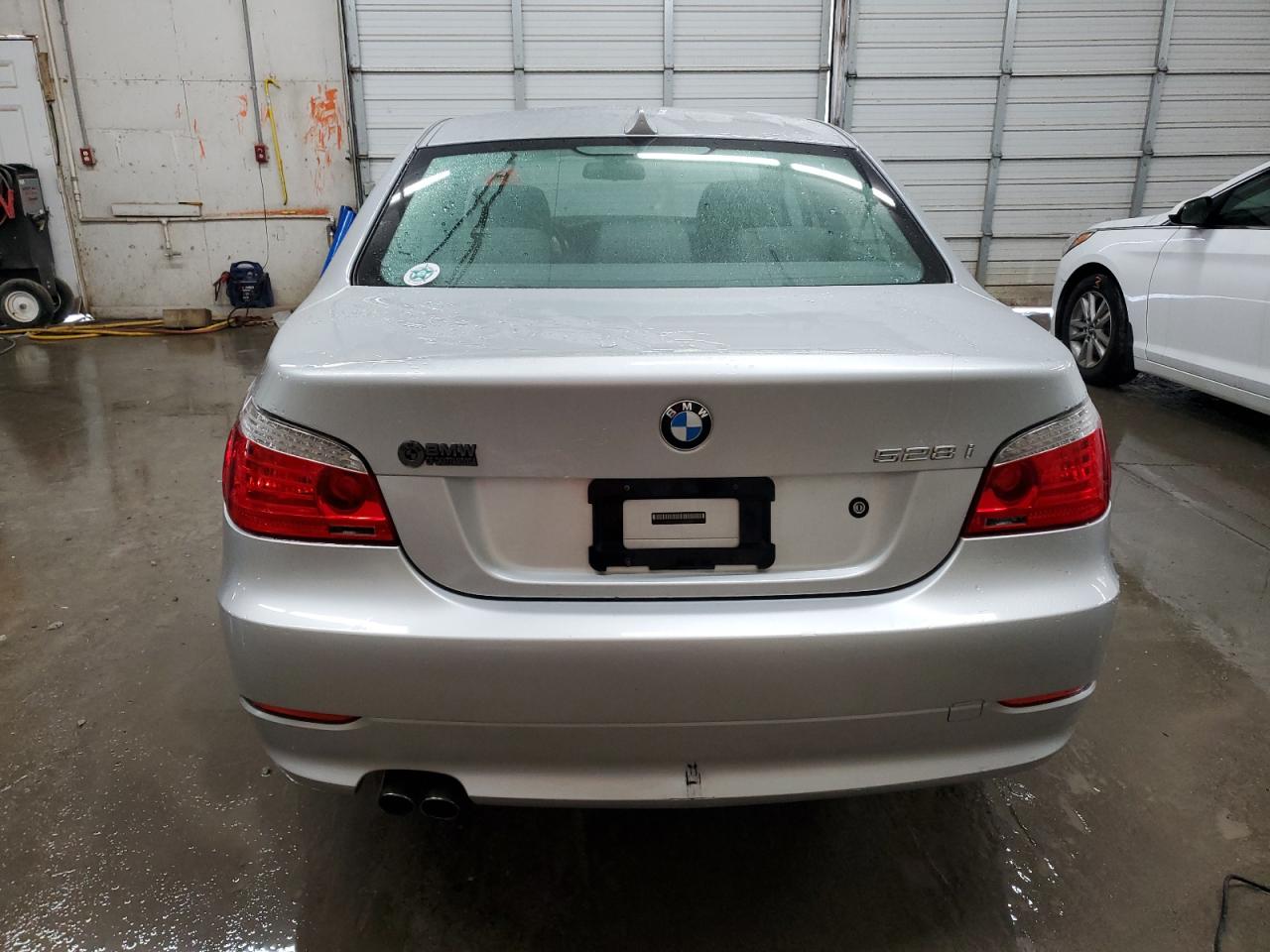 2010 BMW 528 I VIN: WBANU5C59AC129527 Lot: 81583354