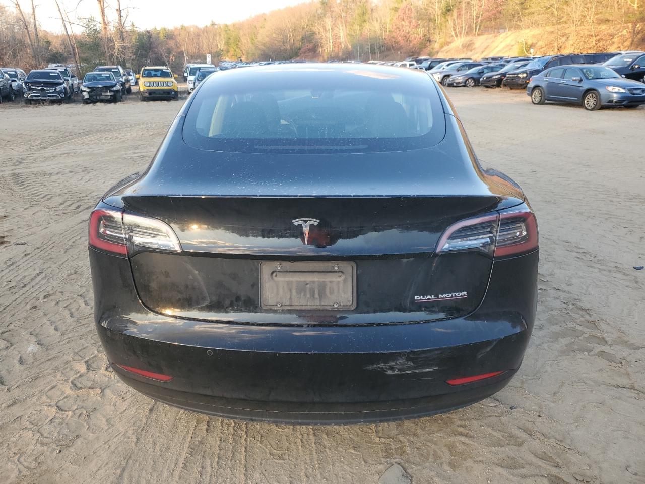 2019 Tesla Model 3 VIN: 5YJ3E1EB3KF385587 Lot: 80833754