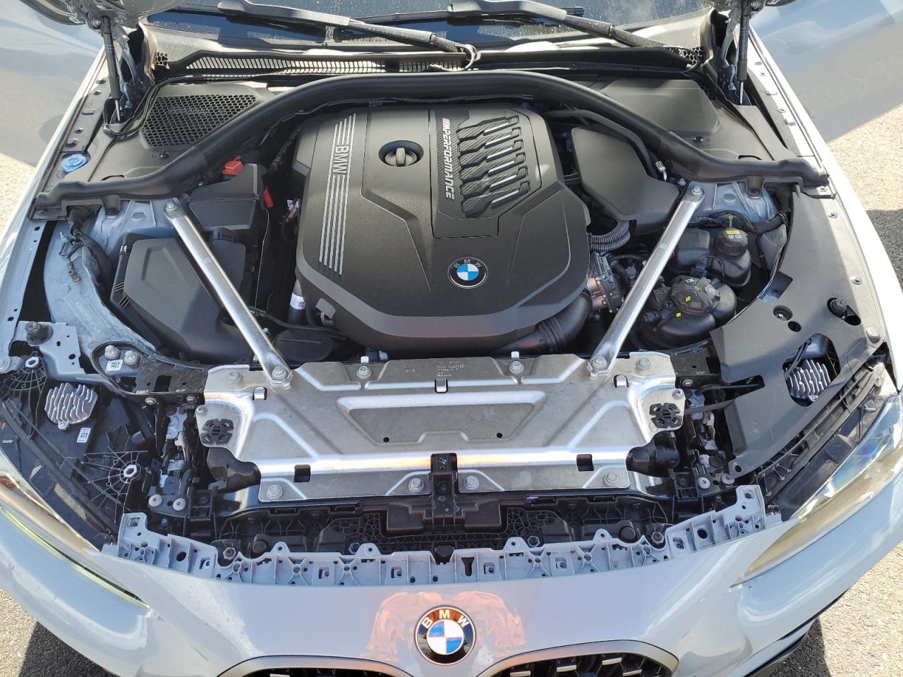 2022 BMW M4 - Image 11