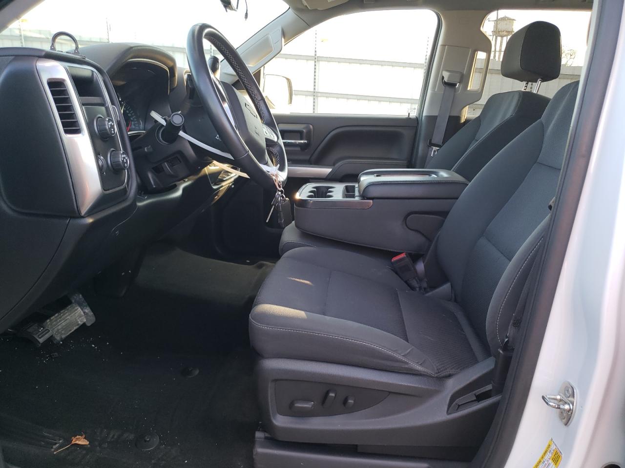 2017 Chevrolet Silverado - Image 7