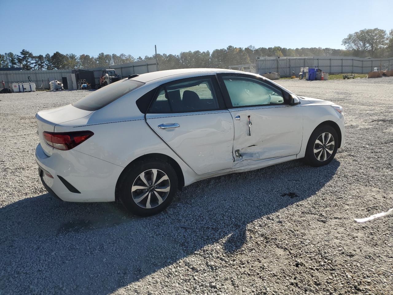2023 Kia Rio - Image 3