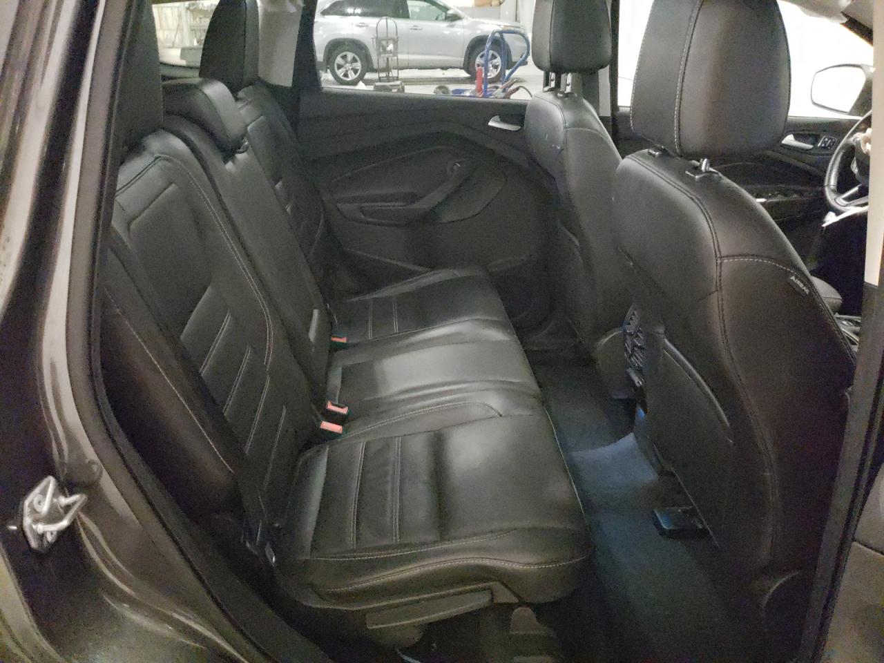 2017 Ford Escape - Image 11