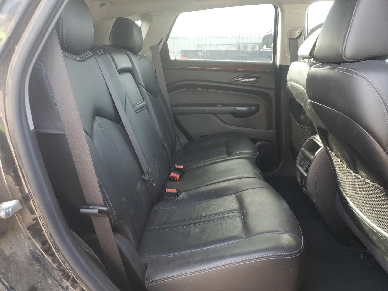 2016 Cadillac SRX - Image 11
