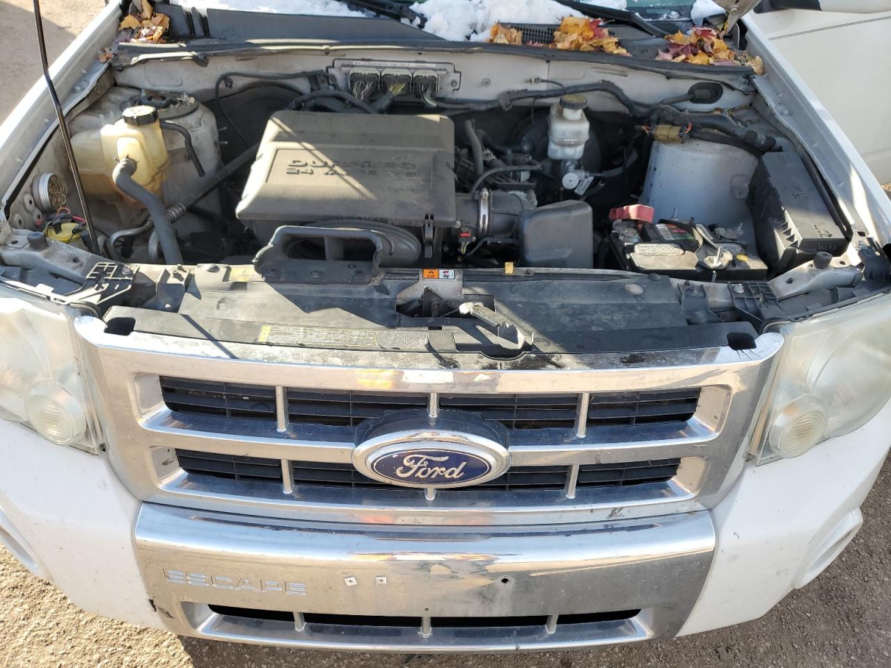 2010 Ford Escape - Image 13