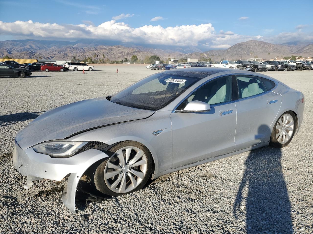 Mentone, CA에서 판매 중인 2016 Tesla Model S - Front End