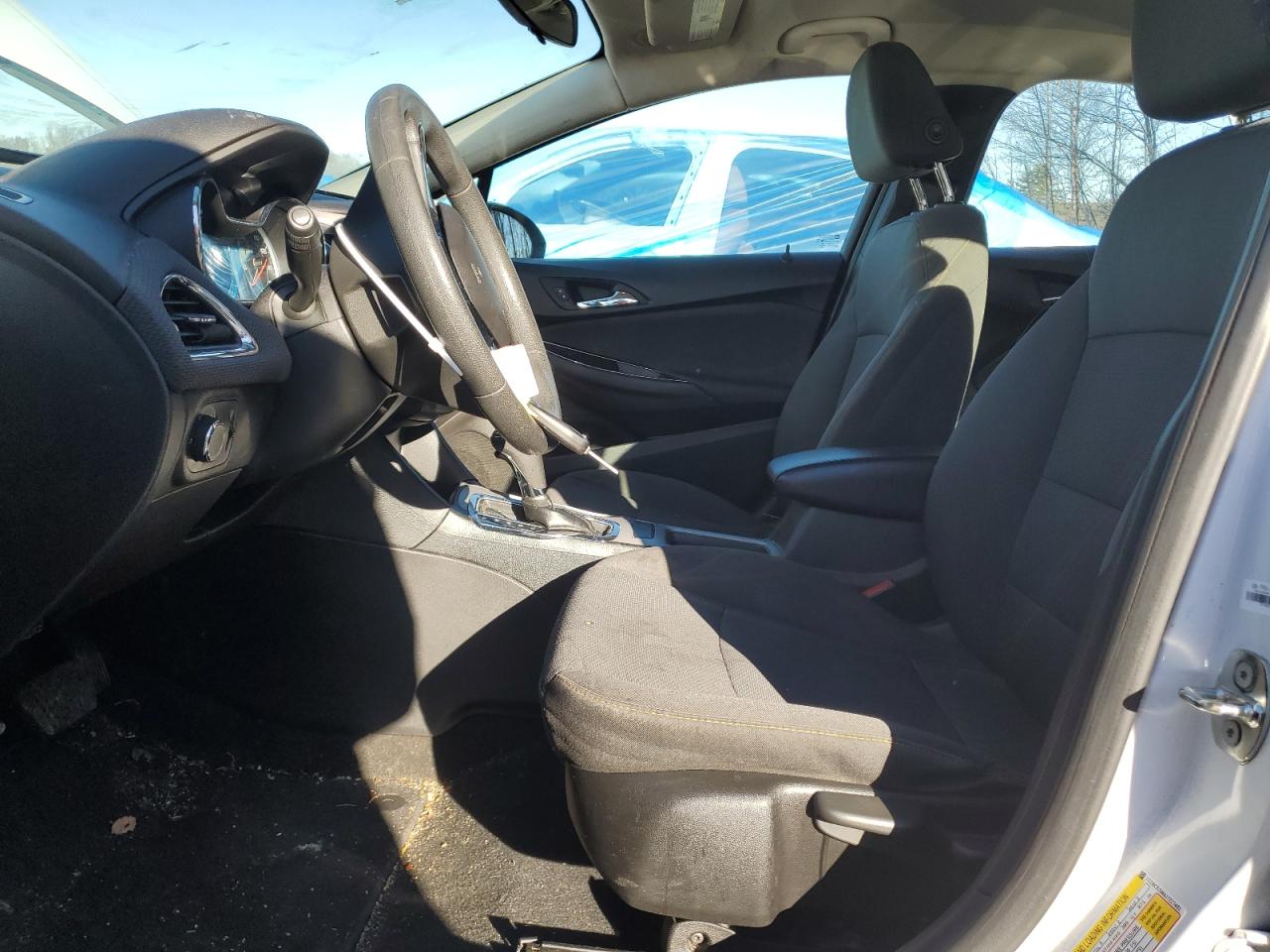 2018 Chevrolet Cruze - Image 7