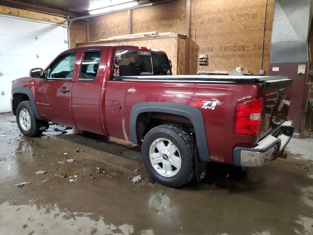 2008 Chevrolet Silverado - Image 2